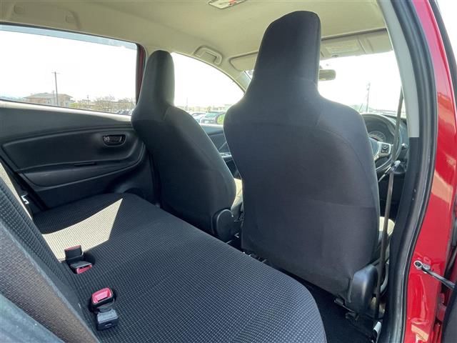2015 TOYOTA VITZ